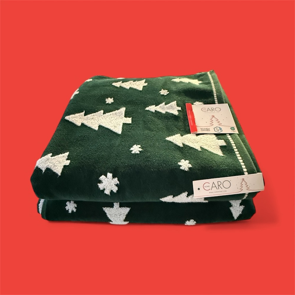 Caro Home Green Christmas Tree Towels – 2pc Set NWT